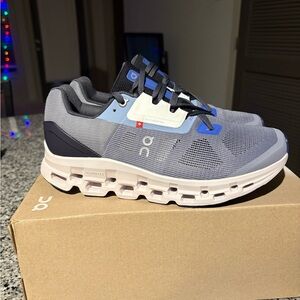 On Running Cloudstratus Men's Shoes